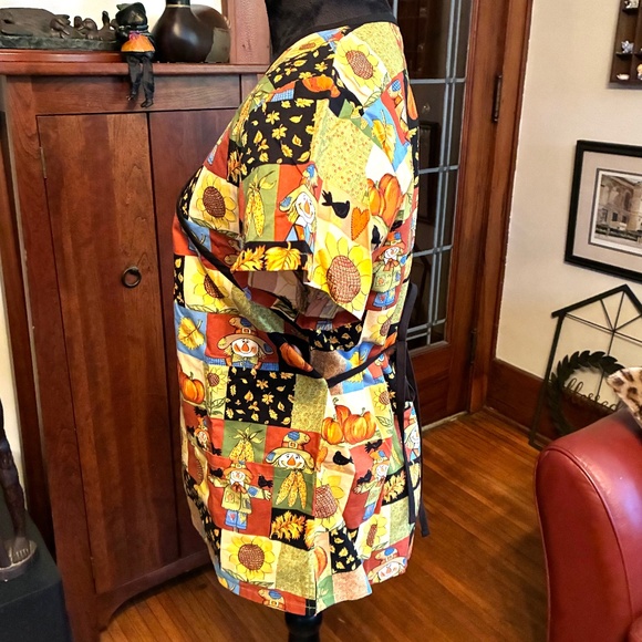 "Life" short sleeve scrub top, M, like new - Picture 3 of 9